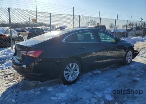 2020 Chevrolet Malibu Lt z USA, uszkodzony, nr VIN 1G1ZD5ST0LF049063